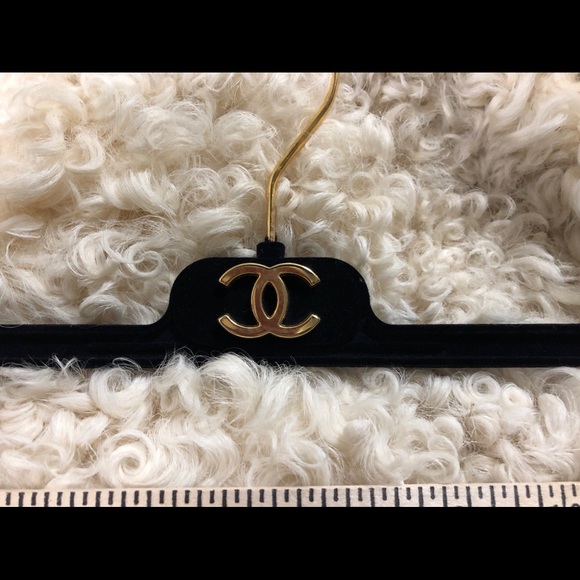 Authentic CHANEL Bottom Hanger - Picture 2 of 3